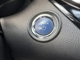 Toyota C-hr thumbnail 12