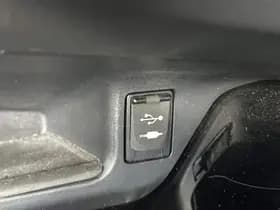 Toyota C-hr thumbnail 17