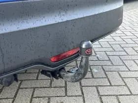 Toyota C-hr thumbnail 24