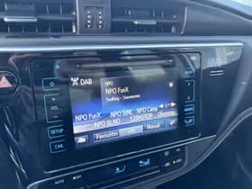 Toyota Auris thumbnail 5