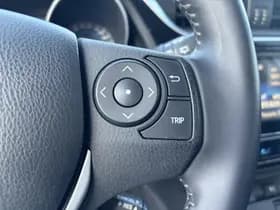 Toyota Auris thumbnail 7