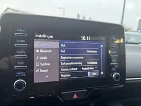 Toyota Yaris thumbnail 12