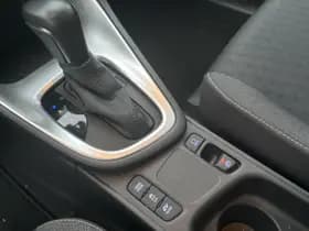 Toyota Yaris thumbnail 15