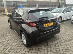 Toyota Yaris thumbnail 18