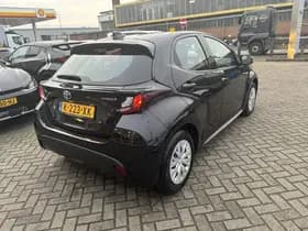 Toyota Yaris thumbnail 44