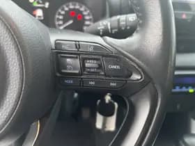 Toyota Yaris thumbnail 10