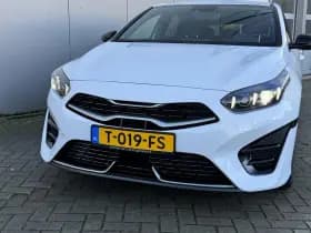 Kia Proceed thumbnail 2