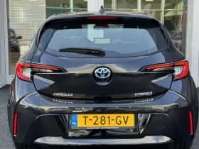 Toyota Corolla thumbnail 5