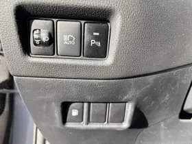 Toyota C-hr thumbnail 51