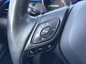 Toyota C-hr thumbnail 7
