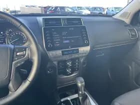 Toyota Land-cruiser thumbnail 35