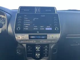 Toyota Land-cruiser thumbnail 40