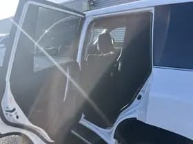 Toyota Land-cruiser thumbnail 76