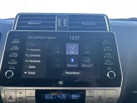 Toyota Land-cruiser thumbnail 100