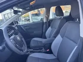 Toyota Auris thumbnail 30