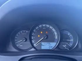 Toyota Auris thumbnail 37