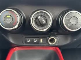 Toyota Aygo thumbnail 16