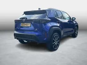Toyota Yaris-cross thumbnail 2