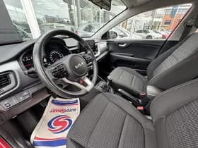 Kia Stonic thumbnail 6