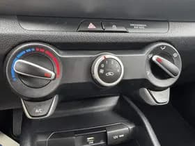 Kia Stonic thumbnail 26