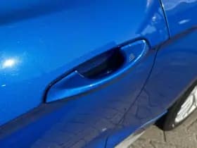 Ford Mustang thumbnail 2