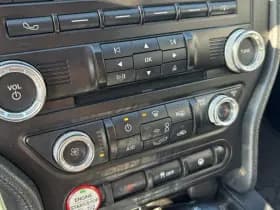 Ford Mustang thumbnail 39