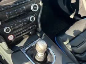 Ford Mustang thumbnail 43