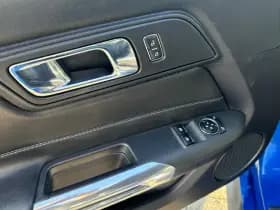 Ford Mustang thumbnail 7