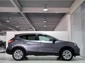 Nissan Qashqai thumbnail 9