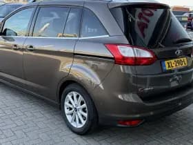 Ford Grand-c-max thumbnail 12