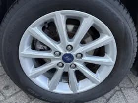 Ford Grand-c-max thumbnail 23