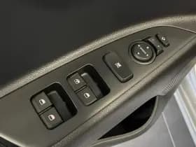 Kia Rio thumbnail 30