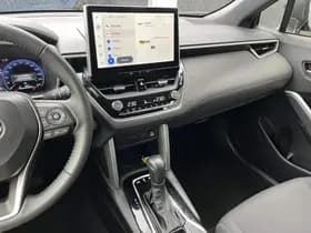 Toyota Corolla-cross thumbnail 80