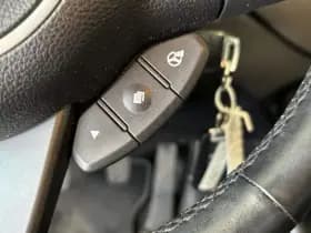 Kia Carens thumbnail 32