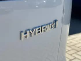 Toyota Corolla-cross thumbnail 69