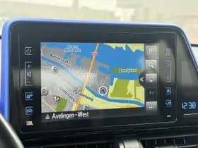 Toyota C-hr thumbnail 8