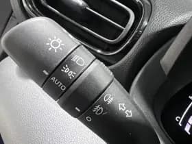 Toyota Yaris thumbnail 40