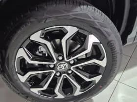 Toyota Yaris-cross thumbnail 2