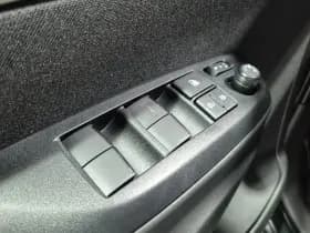 Toyota Yaris-cross thumbnail 31