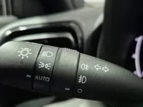 Toyota Yaris-cross thumbnail 68