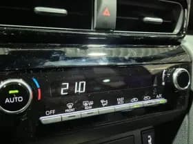 Toyota Yaris-cross thumbnail 69