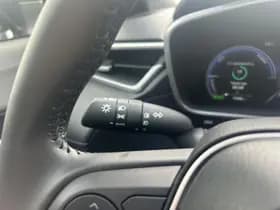 Toyota Corolla-cross thumbnail 16