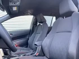 Toyota Corolla-cross thumbnail 20