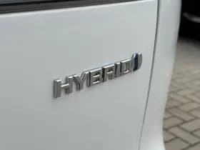 Toyota Corolla-cross thumbnail 24