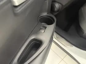 Toyota Corolla-cross thumbnail 18