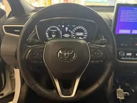 Toyota Corolla-cross thumbnail 35