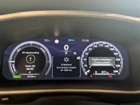 Toyota Corolla-cross thumbnail 10