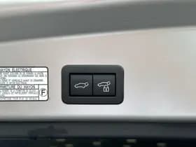 Toyota Corolla-cross thumbnail 32