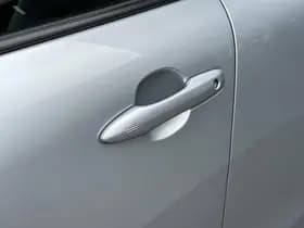 Toyota Corolla-cross thumbnail 43