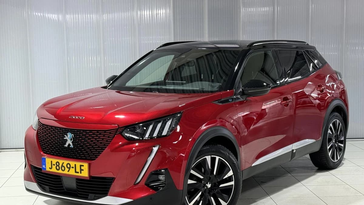 Peugeot E-2008 — foto 1